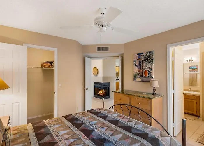 Apartment Stunning Views Of Ventana Canyon, Mountains And Lights!