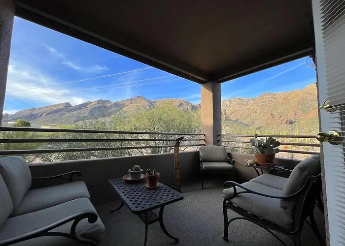 Stunning Views Of Ventana Canyon, Mountains And Lights! Apartment