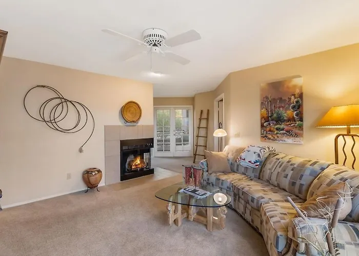 Stunning Views Of Ventana Canyon, Mountains And Lights! Apartment