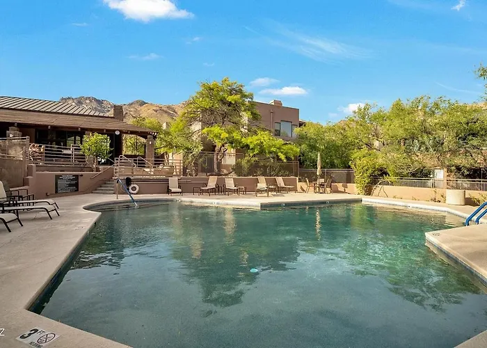 Apartment Stunning Views Of Ventana Canyon, Mountains And Lights!